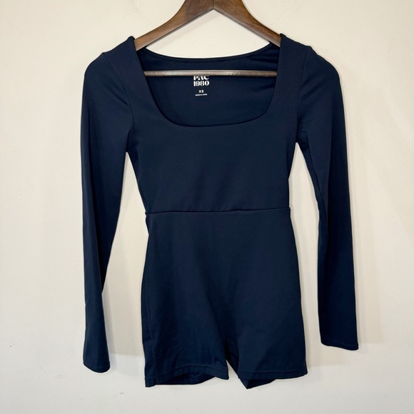 PAC 1980 PAC WHISPER Active Misty Short Onesie - Picture 2 of 3